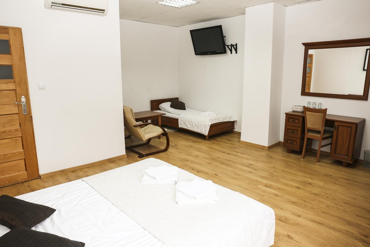 Motel Te Klimaty Czeladz Exterior photo